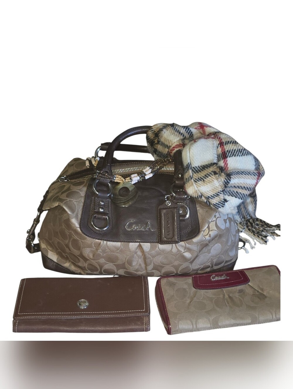 Authentic Coach satchel featuring the classic “C” jacquard pattern with 2Wallets